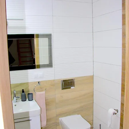 Apartament Kwiat Jabłoni *