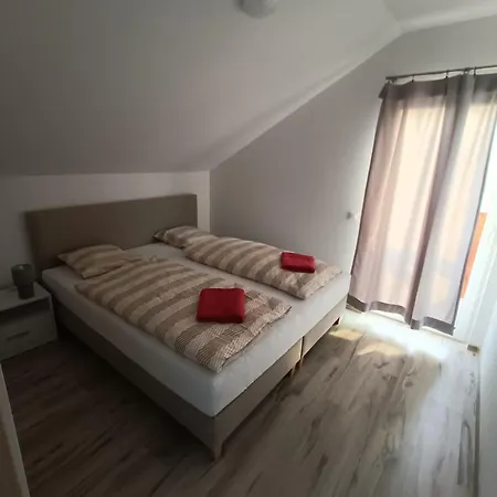 Kwiat Jabloni Mikołajki